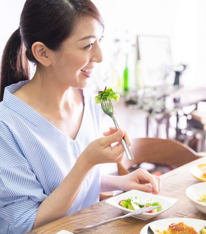 「食」についてのサポート=歯科と食生活の
健全な関係のために